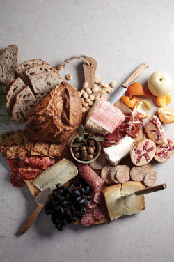 Logo trade corporate gift photo of: VINGA Buscot Round Serving Board