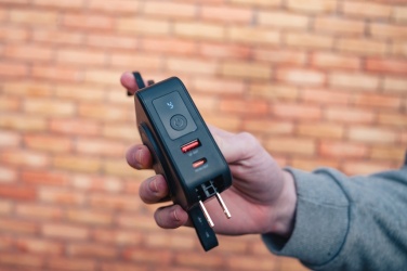 Logotrade corporate gift picture of: Urban Vitamin Saratoga 5 in 1 universal charger