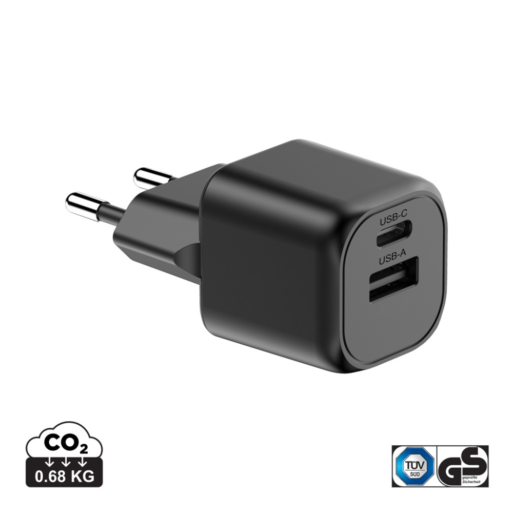 Logotrade promotional item picture of: Urban Vitamin Monterey RCS recycled plastic 20W GAN charger
