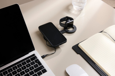 Logotrade business gift image of: VINGA Baltimore RCS 2-in-1 Wireless 15W Travel Charger