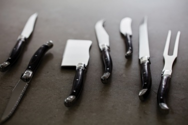 Logo trade ärikingituse pilt: VINGA Gigaro juustunoad