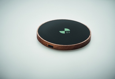 Logo trade meene pilt: Akaatsiapuidust juhtmeta laadija 15W