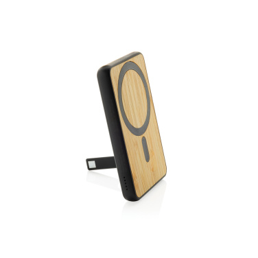 Logotrade reklaamkingi foto: Zen RCS plastk 5000 mah 5W magnetiline bambusest akuank