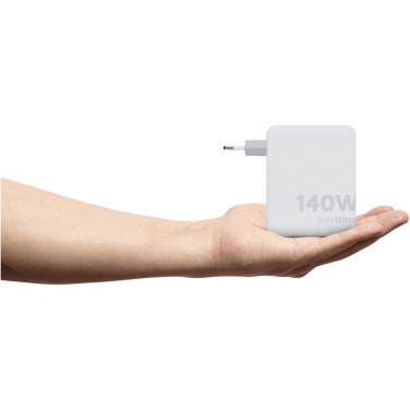 Logo trade mainoslahja kuva: Xtorm XVC2140 GaNUltra 140 W matkalaturi 240 W USB-C PD -kaapelilla
