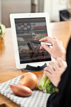 Logotrade mainostuote tuotekuva: Chef-tablettiteline kosketuskynällä