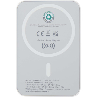 Logo trade mainoslahjat tuotekuva: Acrab 5 000 mAh:n ja 15 W:n magneettinen langaton varavirtalähde, jossa 20 W:n PD – valmistettu kierrätetystä muovista