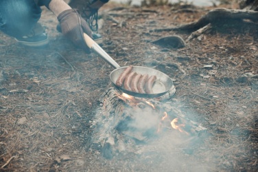 Logotrade ziemassvētku dāvanas foto: VINGA Vici āra panna