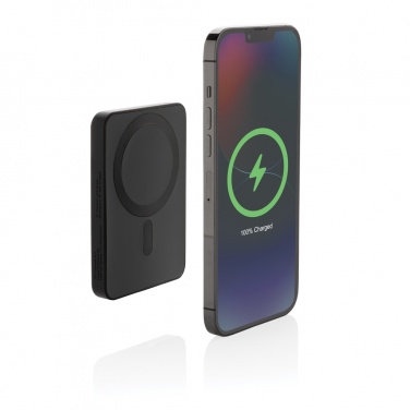 Logotrade ziemassvētku dāvanas foto: Magnetix RCS pārstrādāta plastmasas 5000 mah magnētiskā jaudas banka