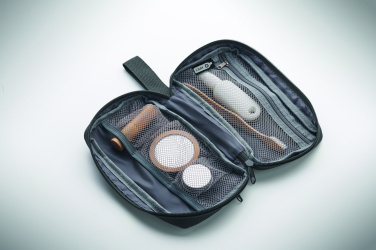 Лого трейд бизнес-подарки фото: Toiletry bag 600D RPET