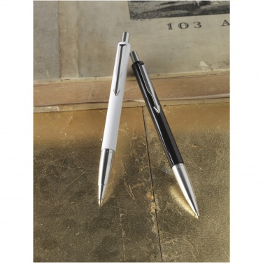 Logotrade profilprodukter bild: Parker Vector kulspetspenna