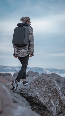 Logotrade presentreklam bild: Bobby Hero Regular, stöldskyddad ryggsäck