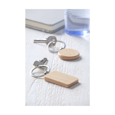 Logotrade reklamprodukter bild: WoodKey Circle nyckelring