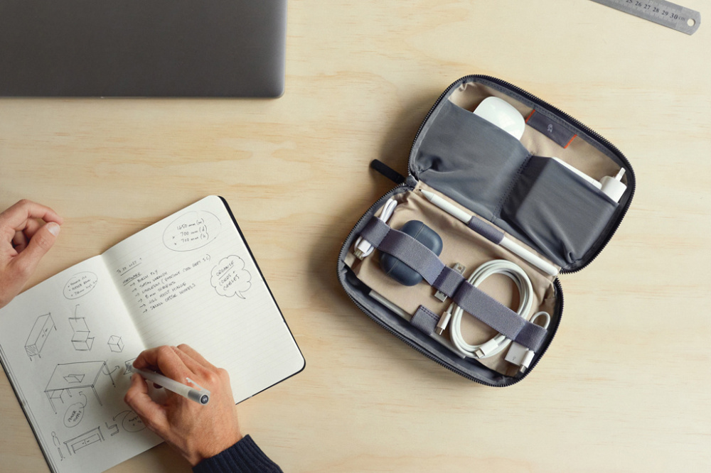 Logotrade reklamprodukter bild: Bellroy tech-kit
